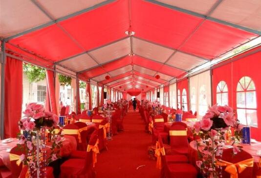 婚禮篷房的價(jià)格和造型有什么分類(lèi)？